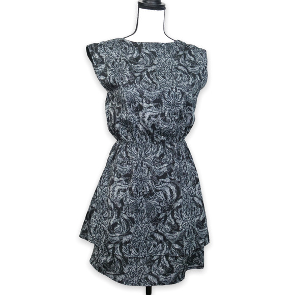 H&M Dresses & Skirts - H&M Layered Blouson Floral Print Dress Size 4 Grey Black Bateau Neck Cap Sleeve